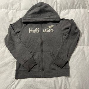 HOLLISTER ZIP UP HOODED SWEATSHIRT